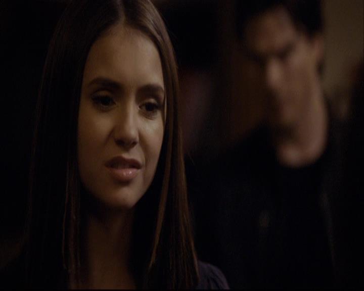 VampireDiariesWorld-dot-org_2x16TheHouseGuest1815.jpg