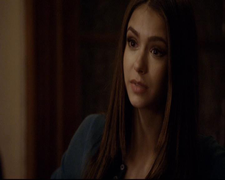 VampireDiariesWorld-dot-org_2x16TheHouseGuest1820.jpg