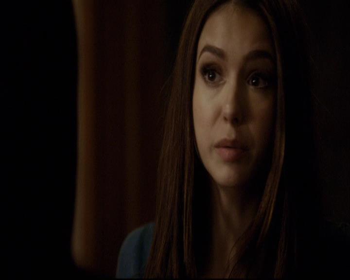 VampireDiariesWorld-dot-org_2x16TheHouseGuest1830.jpg