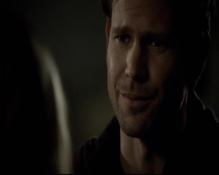 VampireDiariesWorld-dot-org_2x16TheHouseGuest1861.jpg