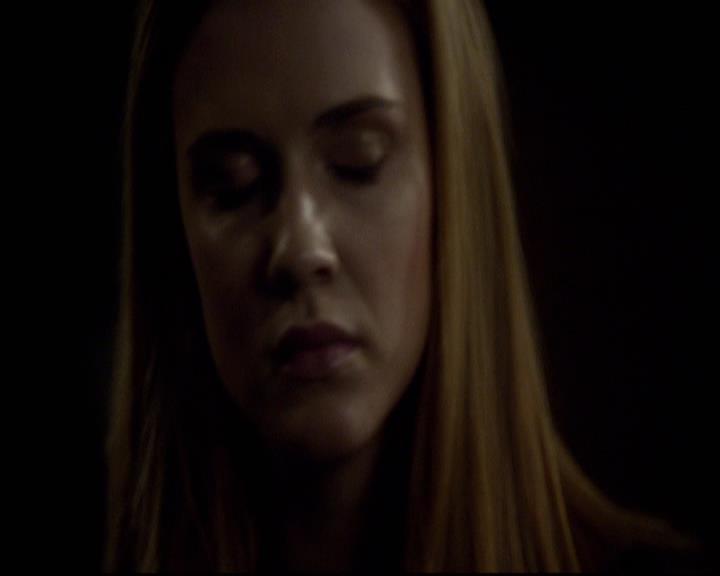 VampireDiariesWorld-dot-org_2x16TheHouseGuest1887.jpg