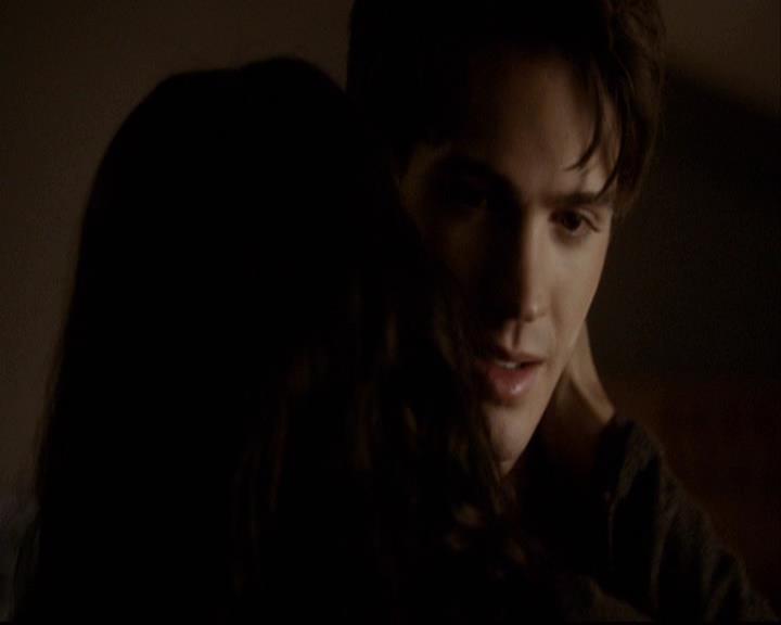 VampireDiariesWorld-dot-org_2x16TheHouseGuest1935.jpg