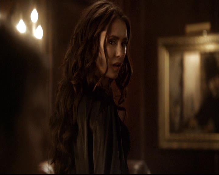 VampireDiariesWorld-dot-org_2x16TheHouseGuest2040.jpg