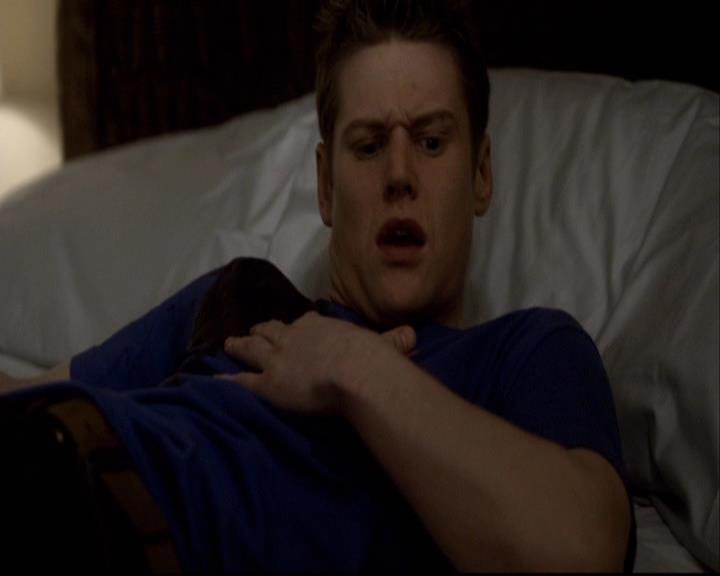 VampireDiariesWorld-dot-org_2x16TheHouseGuest2063.jpg