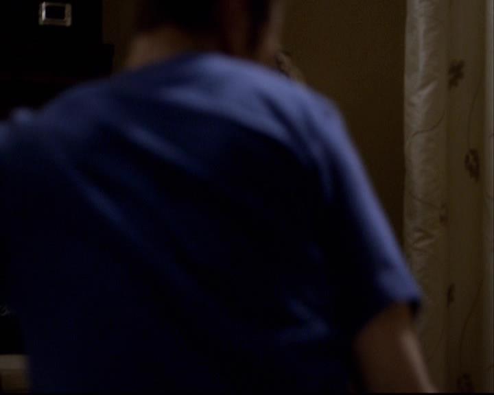 VampireDiariesWorld-dot-org_2x16TheHouseGuest2070.jpg