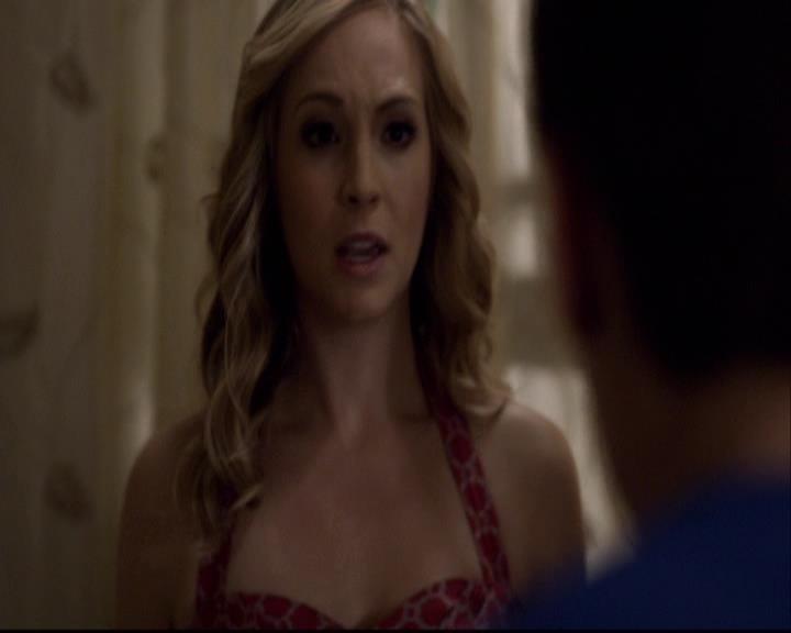 VampireDiariesWorld-dot-org_2x16TheHouseGuest2075.jpg