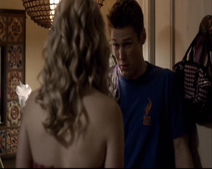 VampireDiariesWorld-dot-org_2x16TheHouseGuest2093.jpg