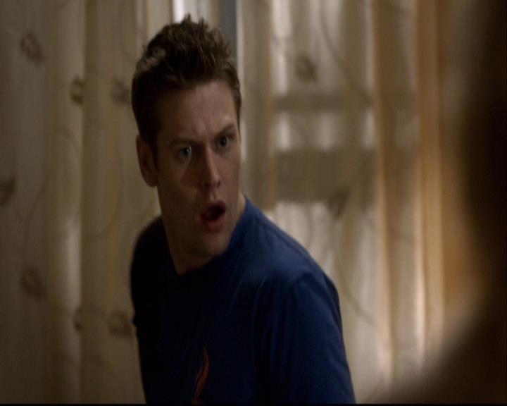 VampireDiariesWorld-dot-org_2x16TheHouseGuest2098.jpg