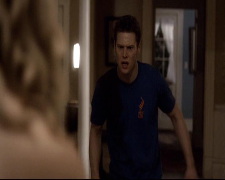 VampireDiariesWorld-dot-org_2x16TheHouseGuest2127.jpg