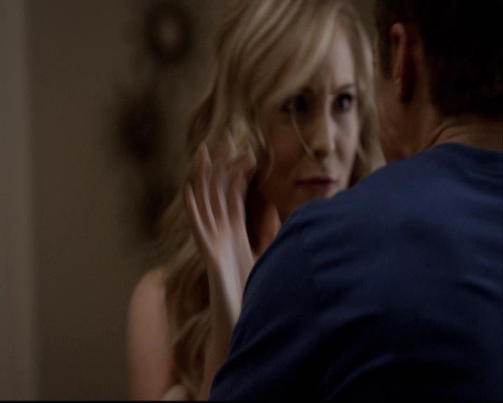 VampireDiariesWorld-dot-org_2x16TheHouseGuest2133.jpg