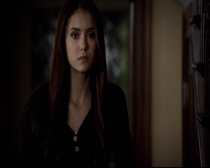 VampireDiariesWorld-dot-org_2x16TheHouseGuest2168.jpg