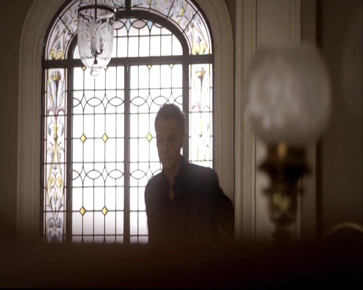 VampireDiariesWorld-dot-org_2x17KnowThyEnemy1066.jpg