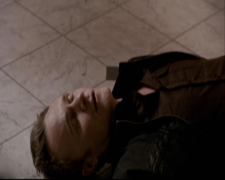 VampireDiariesWorld-dot-org_2x17KnowThyEnemy1091.jpg