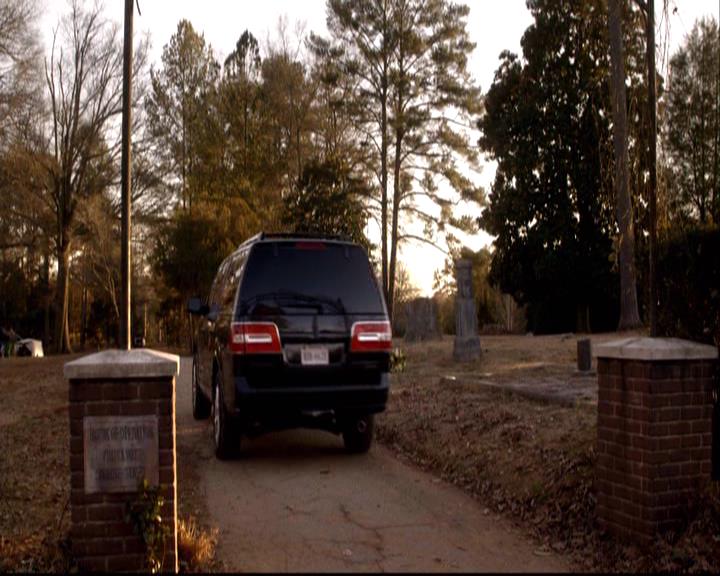 VampireDiariesWorld-dot-org_2x17KnowThyEnemy1567.jpg
