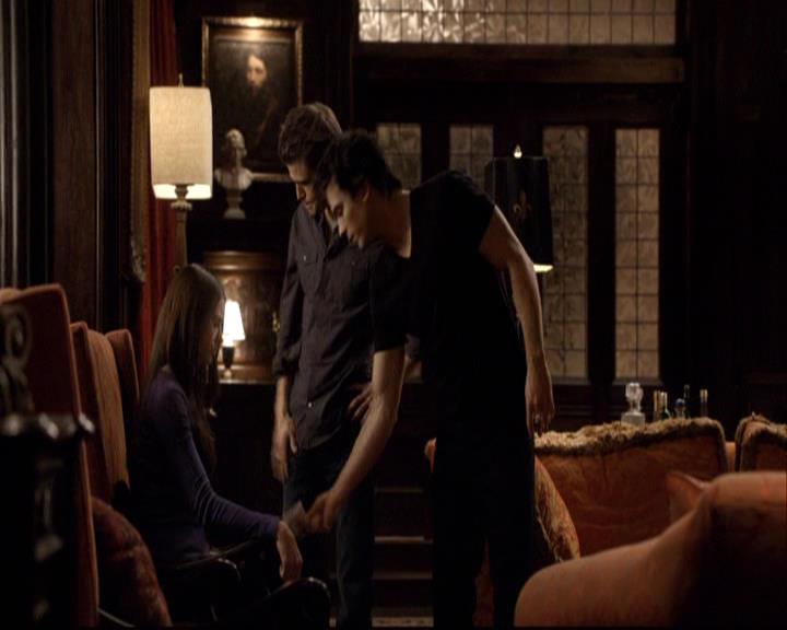 VampireDiariesWorld-dot-org_2x17KnowThyEnemy1858.jpg