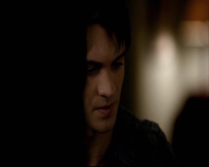 VampireDiariesWorld-dot-org_2x17KnowThyEnemy1961.jpg
