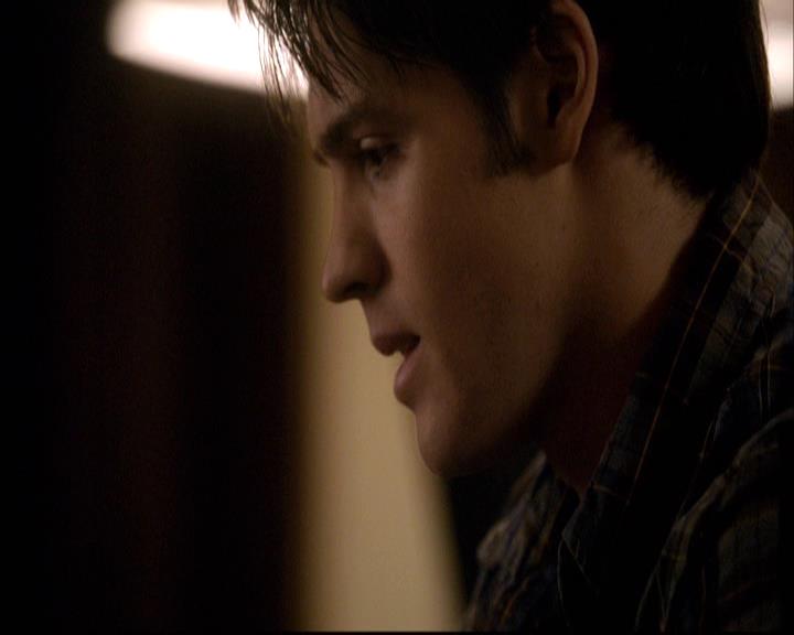 VampireDiariesWorld-dot-org_2x17KnowThyEnemy1970.jpg
