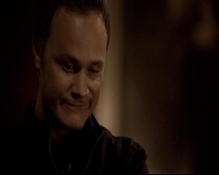 VampireDiariesWorld-dot-org_2x17KnowThyEnemy2109.jpg