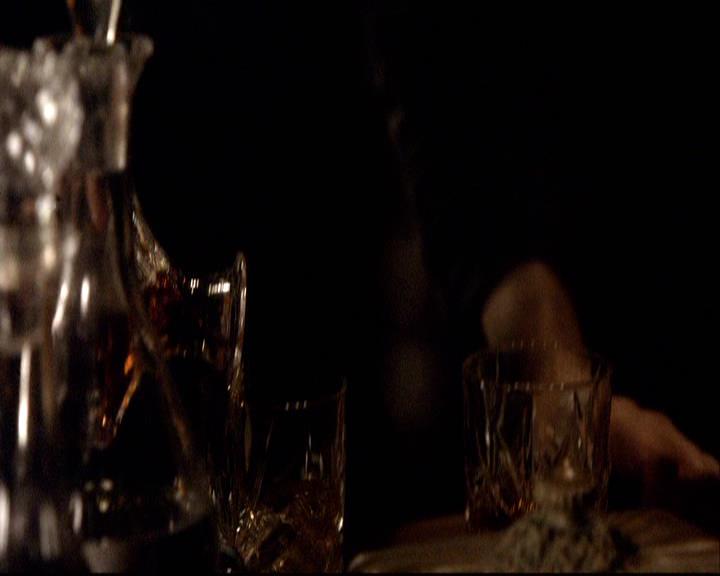 VampireDiariesWorld-dot-org_2x17KnowThyEnemy2116.jpg