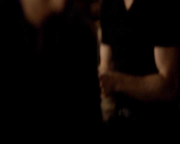 VampireDiariesWorld-dot-org_2x17KnowThyEnemy2117.jpg