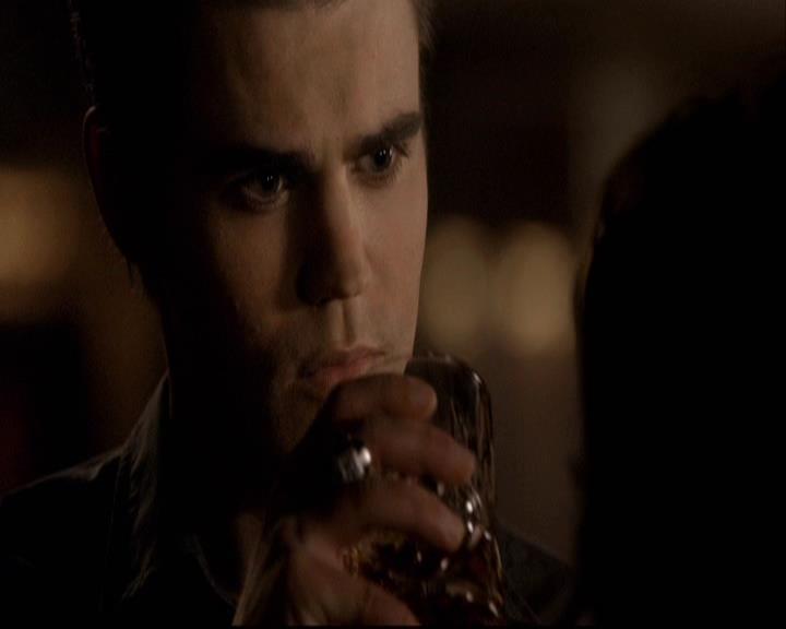 VampireDiariesWorld-dot-org_2x17KnowThyEnemy2147.jpg