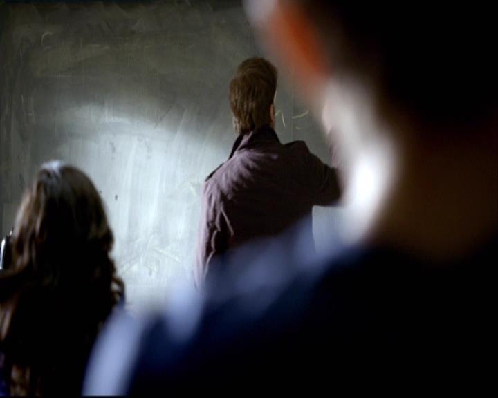 VampireDiariesWorld-dot-org_2x18TheLastDance0410.jpg