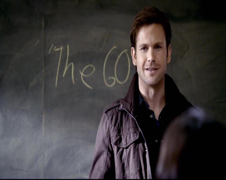 VampireDiariesWorld-dot-org_2x18TheLastDance0436.jpg