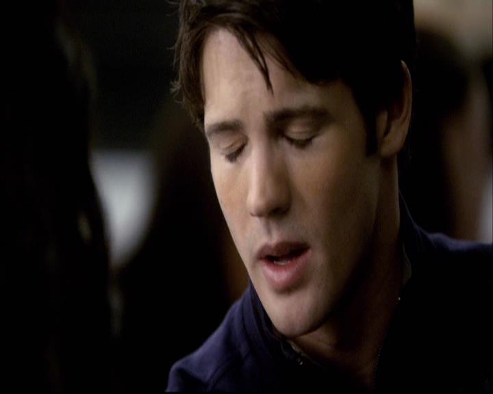 VampireDiariesWorld-dot-org_2x18TheLastDance0500.jpg