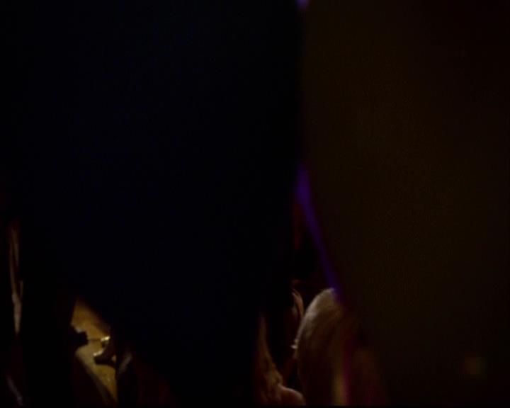 VampireDiariesWorld-dot-org_2x18TheLastDance0976.jpg