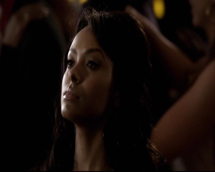 VampireDiariesWorld-dot-org_2x18TheLastDance1178.jpg