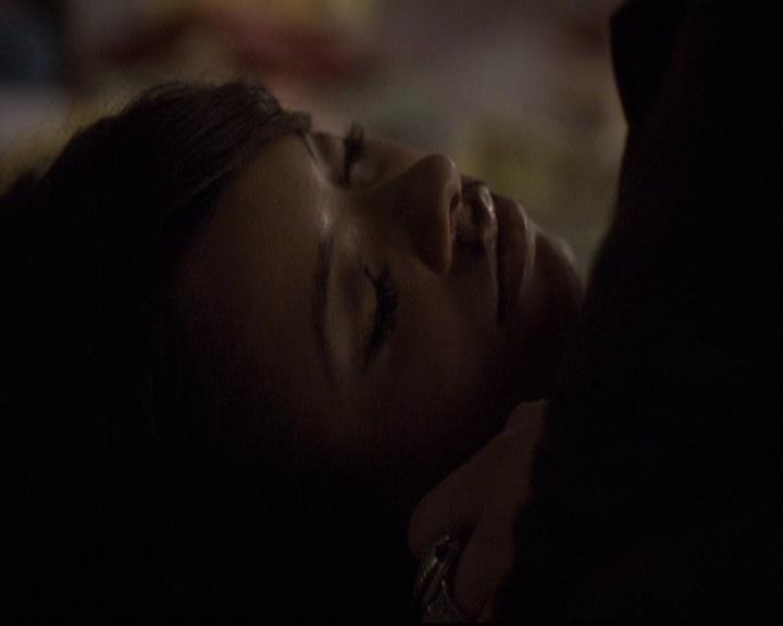 VampireDiariesWorld-dot-org_2x18TheLastDance1814.jpg