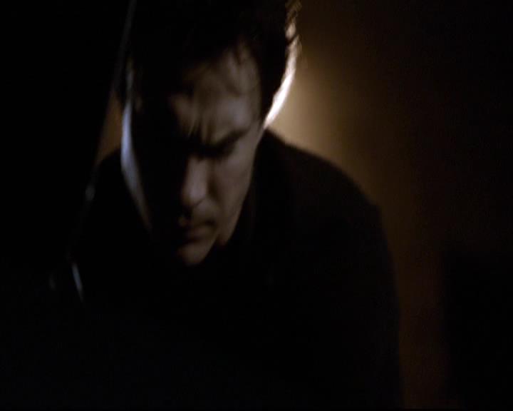 VampireDiariesWorld-dot-org_2x18TheLastDance1825.jpg