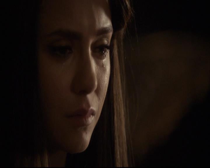 VampireDiariesWorld-dot-org_2x18TheLastDance1849.jpg