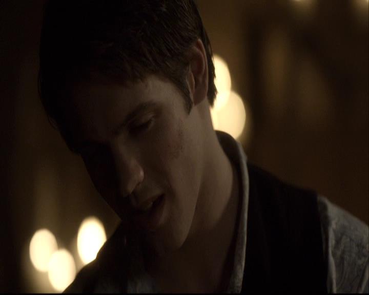 VampireDiariesWorld-dot-org_2x18TheLastDance2060.jpg