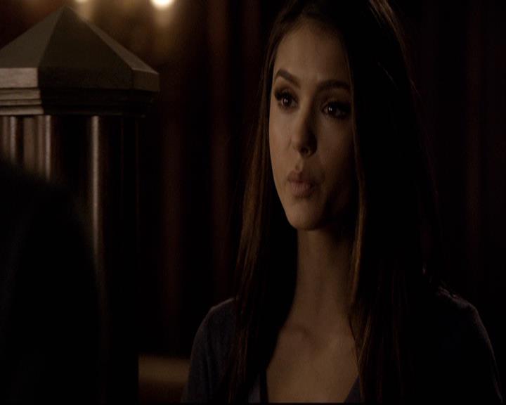VampireDiariesWorld-dot-org_2x18TheLastDance2130.jpg