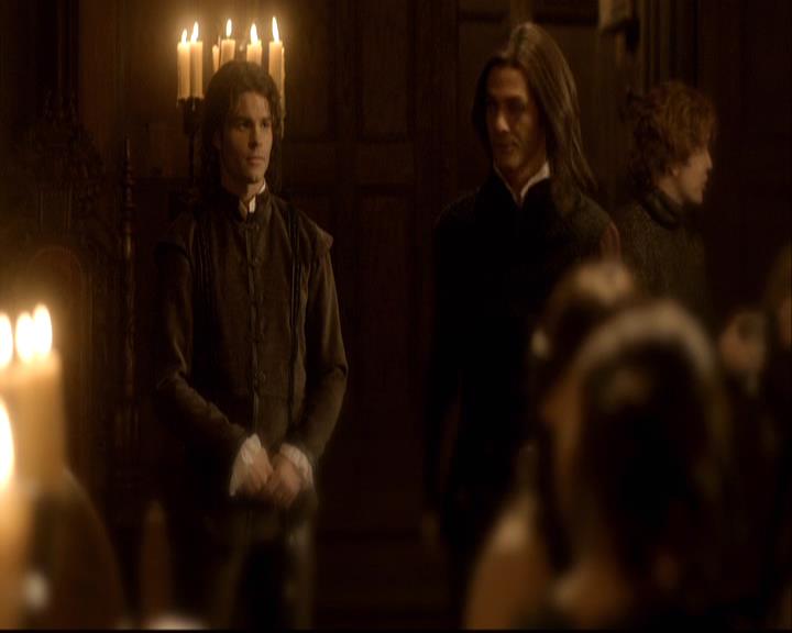 VampireDiariesWorld-dot-org_2x19Klaus0069.jpg