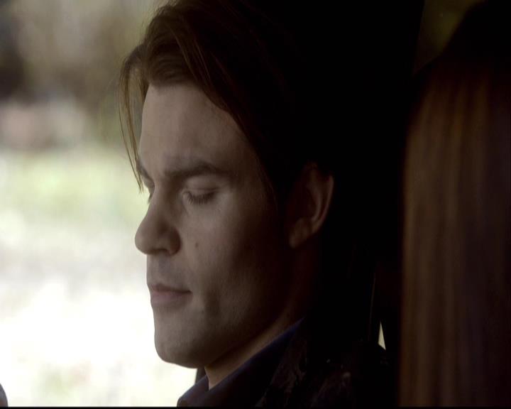 VampireDiariesWorld-dot-org_2x19Klaus0367.jpg