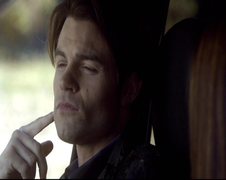 VampireDiariesWorld-dot-org_2x19Klaus0416.jpg