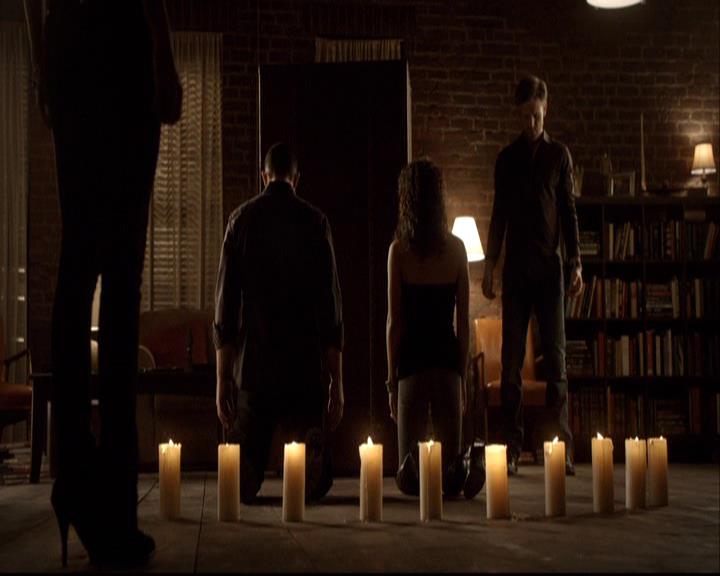 VampireDiariesWorld-dot-org_2x19Klaus2219.jpg