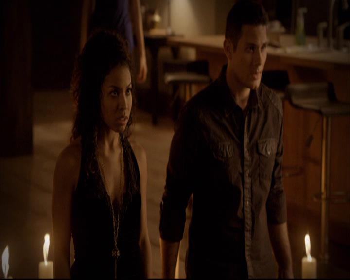 VampireDiariesWorld-dot-org_2x19Klaus2227.jpg
