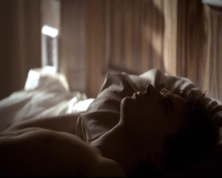 VampireDiariesWorld-dot-org_2x20TheLastDay0011.jpg