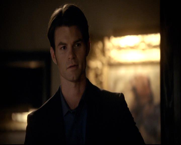 VampireDiariesWorld-dot-org_2x20TheLastDay0148.jpg
