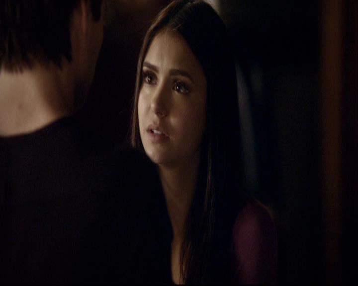 VampireDiariesWorld-dot-org_2x20TheLastDay0474.jpg