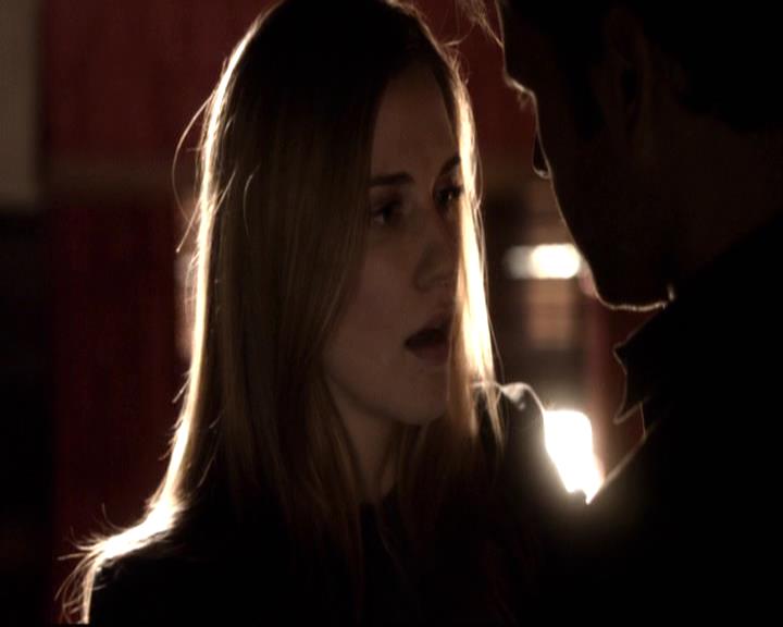 VampireDiariesWorld-dot-org_2x20TheLastDay0668.jpg