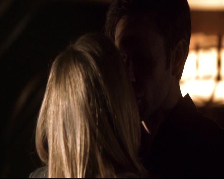 VampireDiariesWorld-dot-org_2x20TheLastDay0678.jpg