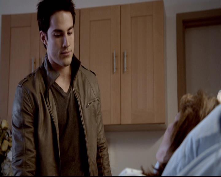 VampireDiariesWorld-dot-org_2x20TheLastDay0721.jpg VampireDiariesWorld-dot-org_2x20TheLastDay0721.jpg