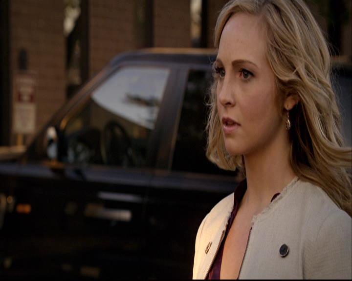 VampireDiariesWorld-dot-org_2x20TheLastDay0760.jpg VampireDiariesWorld-dot-org_2x20TheLastDay0760.jpg