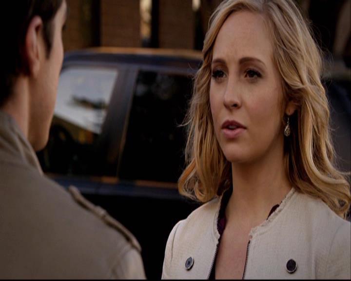 VampireDiariesWorld-dot-org_2x20TheLastDay0786.jpg VampireDiariesWorld-dot-org_2x20TheLastDay0786.jpg