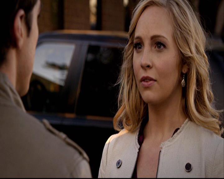 VampireDiariesWorld-dot-org_2x20TheLastDay0787.jpg VampireDiariesWorld-dot-org_2x20TheLastDay0787.jpg