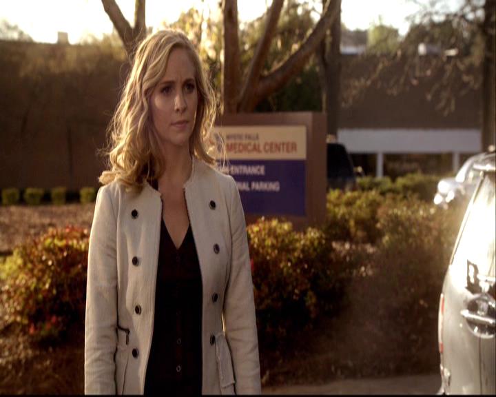 VampireDiariesWorld-dot-org_2x20TheLastDay0822.jpg VampireDiariesWorld-dot-org_2x20TheLastDay0822.jpg